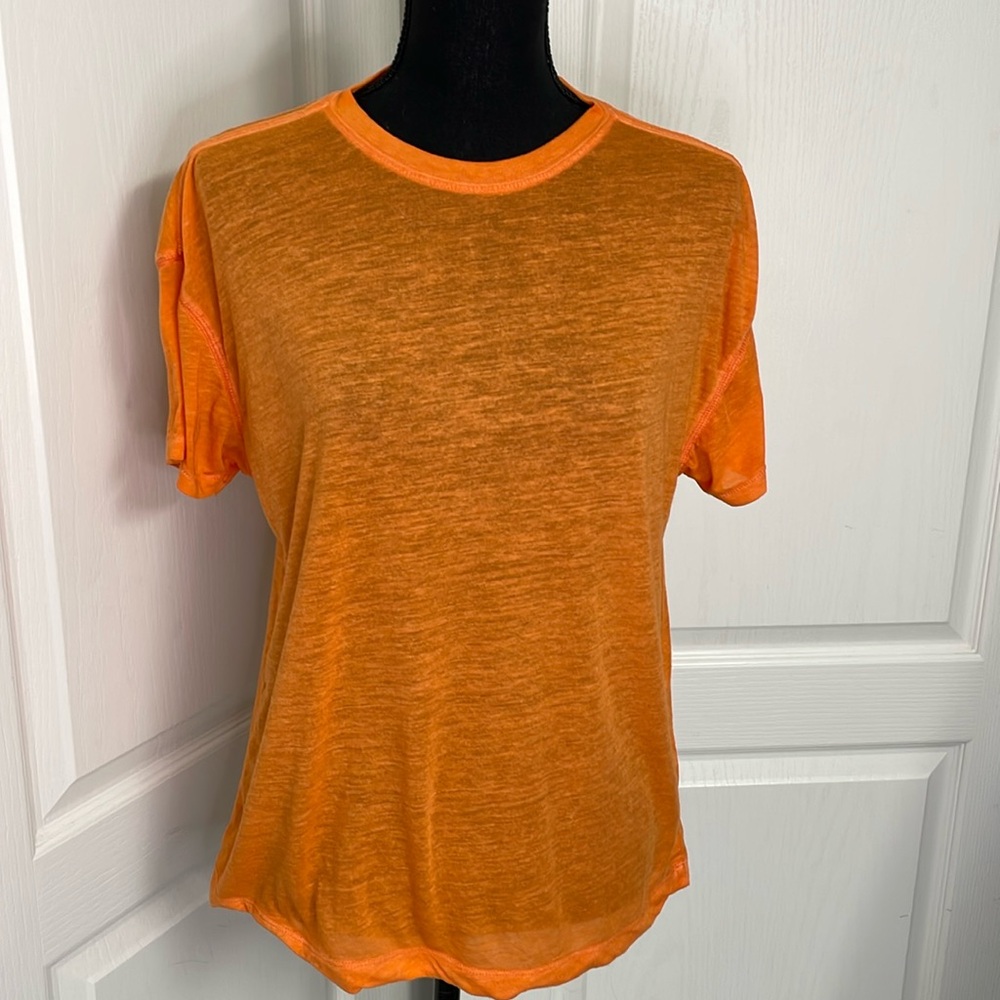 Free People FP Movement oversized active T-shirt top orange size XS yoga beach